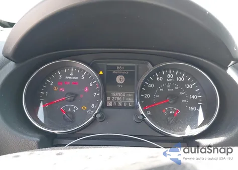 2011 Nissan Rogue S z USA, uszkodzony, nr VIN JN8AS5MT8BW173513